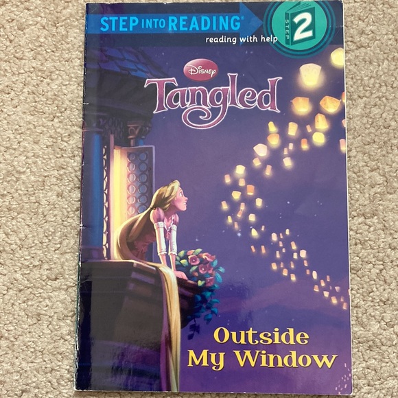 EIGHT Disney & Barbie Books - Picture 7 of 10